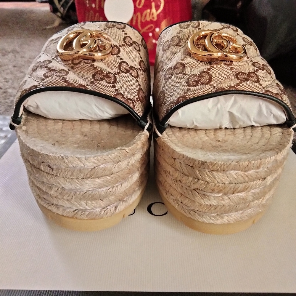SOLD💥Gucci💥🧡Platforms - Picture 5 of 8